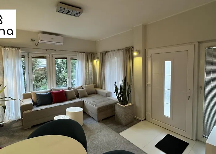 Zona Apartments 3